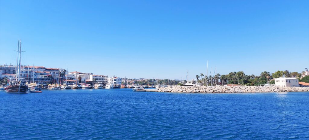 4. Reise - Segelrevier Türkische Ägäis - Marmaris bis Kekova Richtung Süden und zurück Richtung Norden bis Port Iasos - unser Sommerstützpunkt - 14.06. - 20.07.2022 31 Datca 1 080622