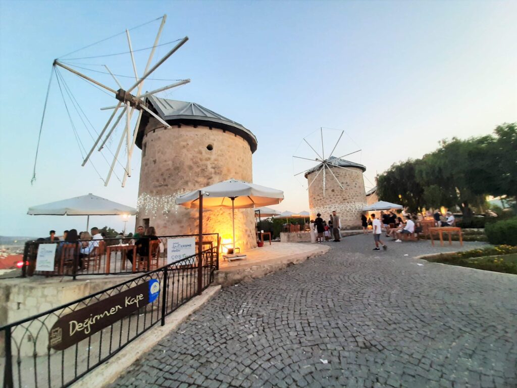 7. Reise - Segelrevier Türkei - Sigarcik bis Cesme - 21.08. - 25.08.2022 12 Alacati 1