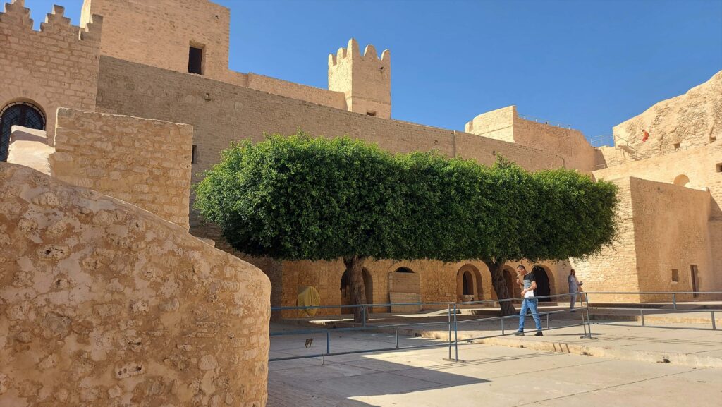 11. Reise - Segelrevier Tunesien - 2. Etappe - Monastir 27.10. - 02.11.2022 - 156 Seemeilen 21 Ribat 2