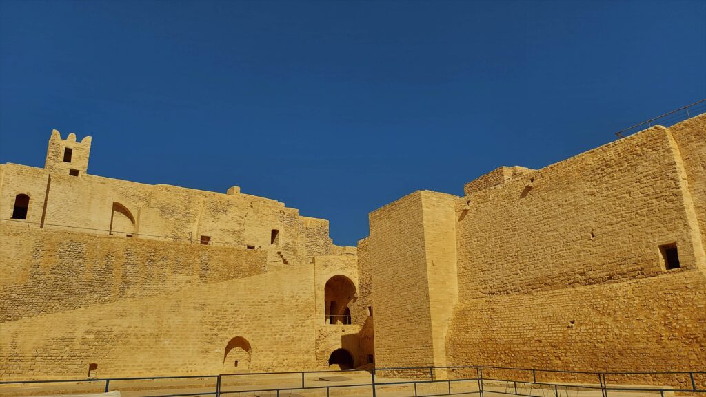 11. Reise - Segelrevier Tunesien - 2. Etappe - Monastir 27.10. - 02.11.2022 - 156 Seemeilen 19 Ribat 3