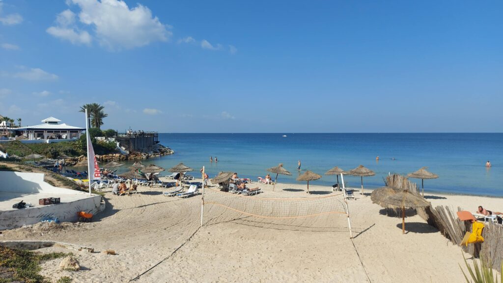 11. Reise - Segelrevier Tunesien - 2. Etappe - Monastir 27.10. - 02.11.2022 - 156 Seemeilen 18 Strand 2