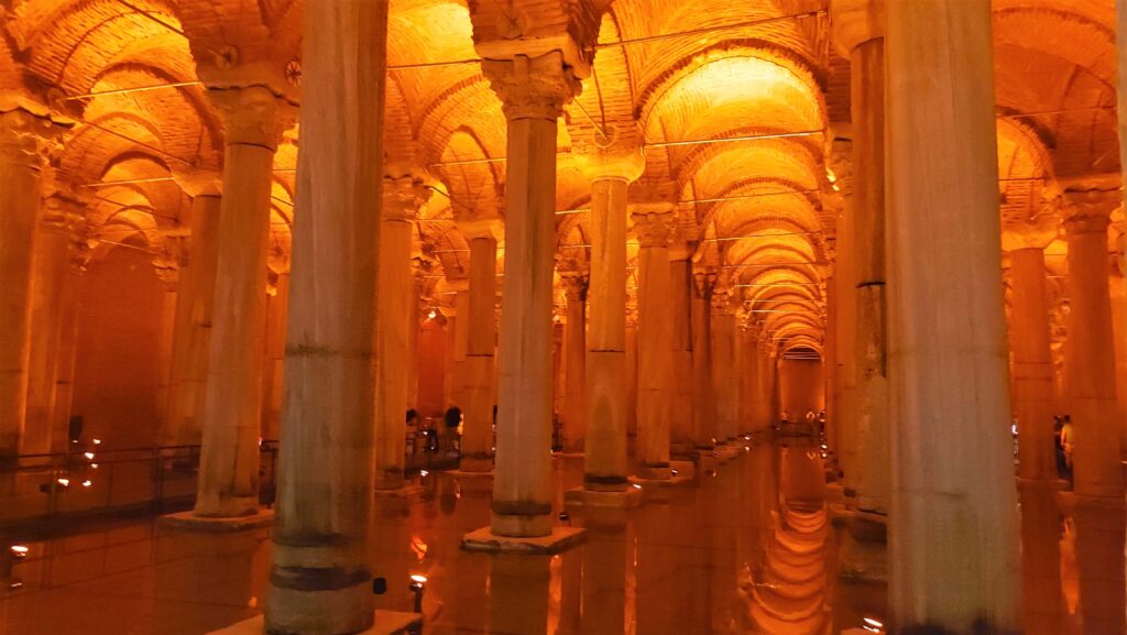Türkei: Istanbul - Basilica Cisterna - der versunkene Palast 6 Basilica 17
