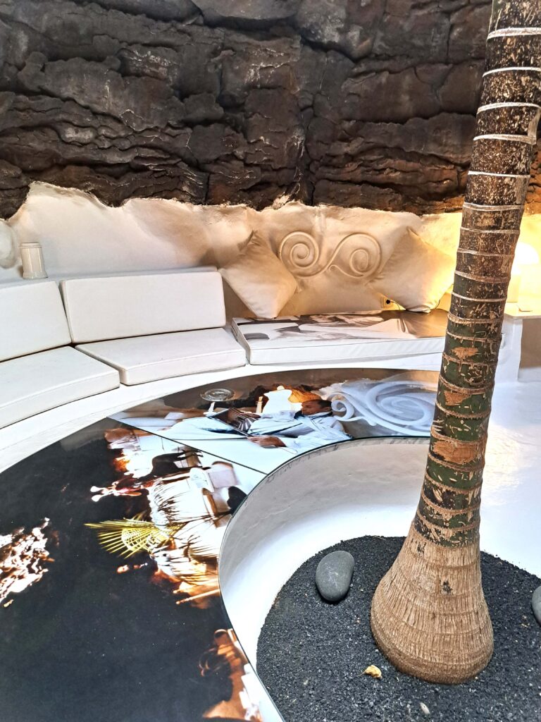 Sitzgruppe Haus Cesare Manrique