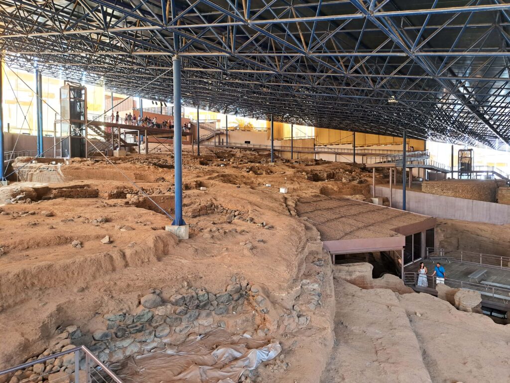 Landausflug durch den Norden von der Kanareninsel Gran Canaria 19 Cueva Pintara Besuchszentrum