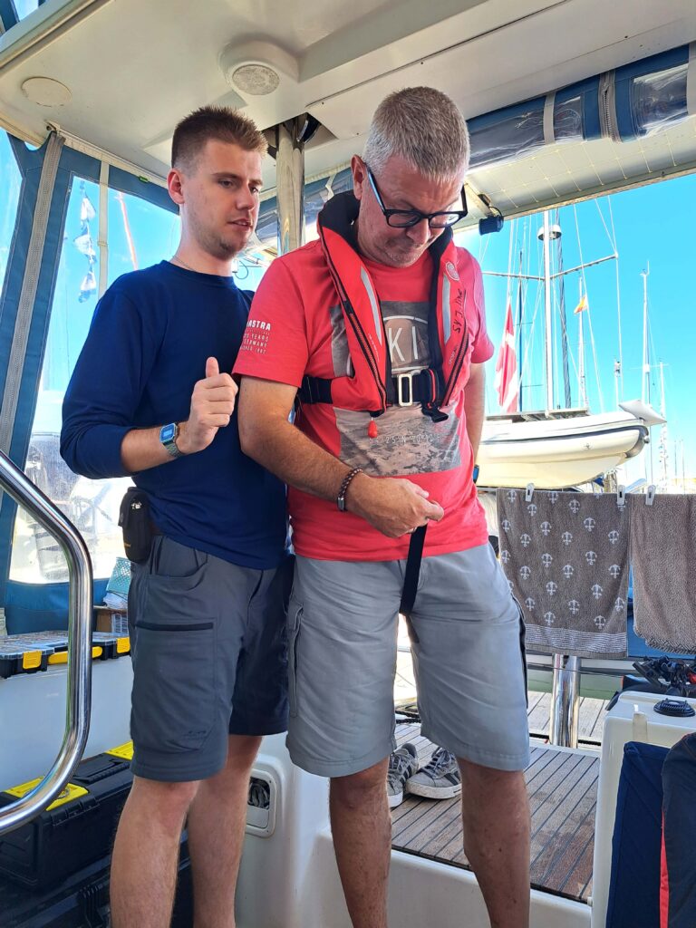ARC 2023 Tagebuch - Tag 13 6 Schwimmweste Frank