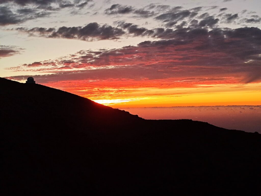 Kanareninsel La Palma - Roque de Los Muchachos - Vom Meer hinauf bis über die Wolken... eine Fotodokumentation 12 Abendhimmel Roque de Los Muchachos