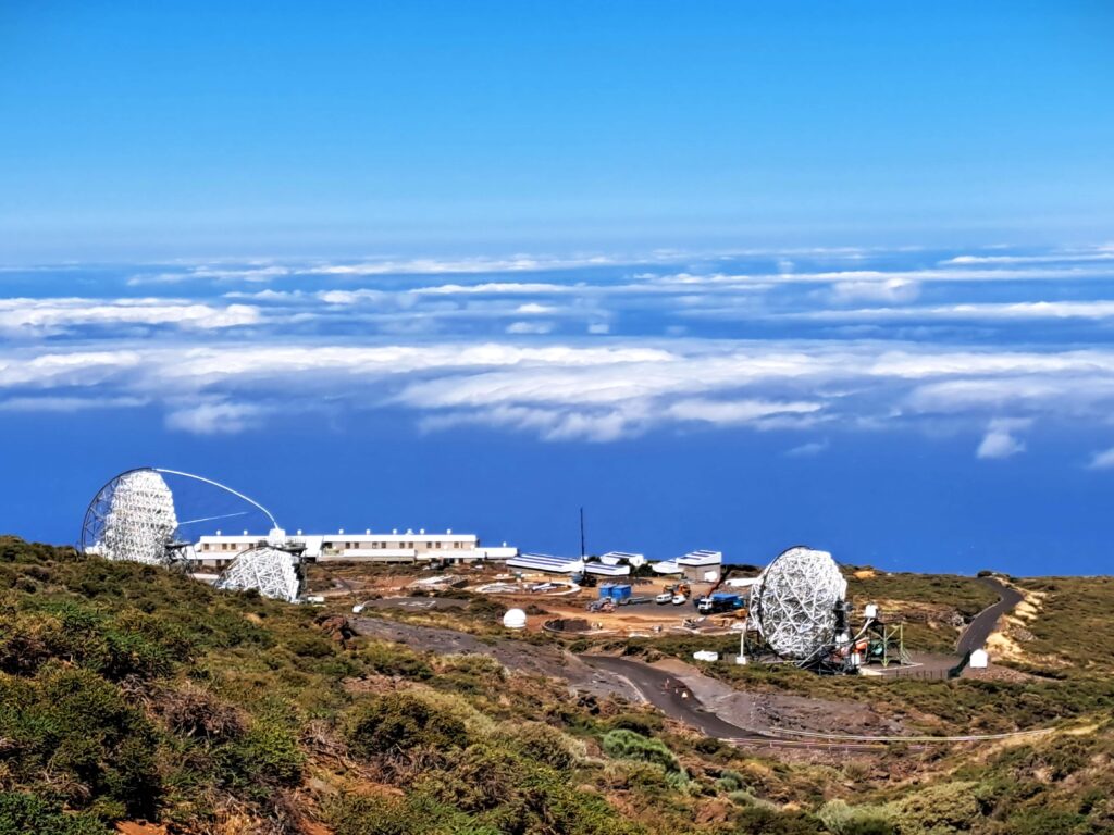 Kanareninsel La Palma - Roque de Los Muchachos - Vom Meer hinauf bis über die Wolken... eine Fotodokumentation 6 Teleskopstation La Palma