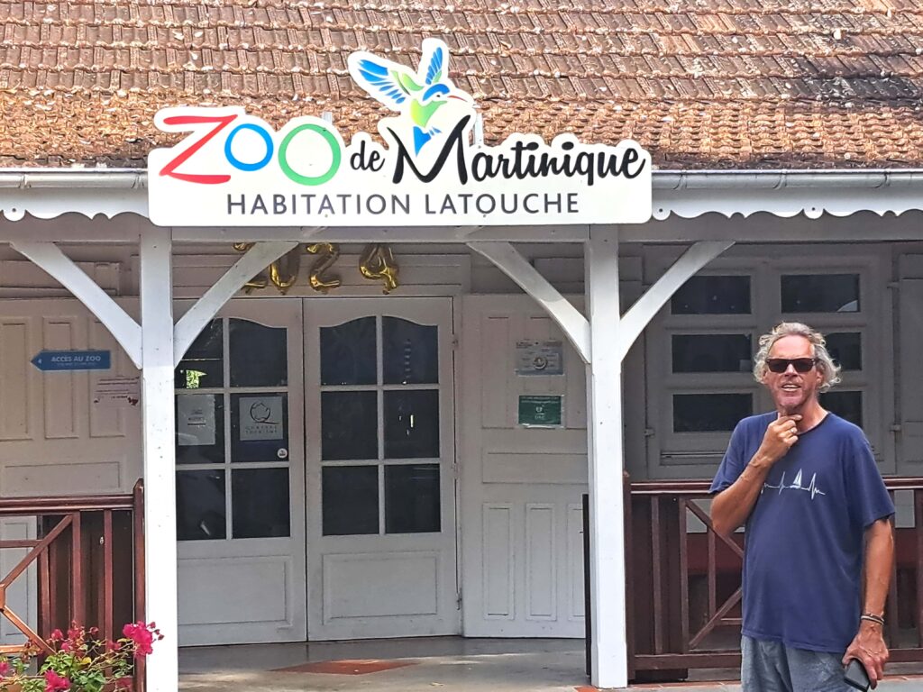 Martinique - der Zoo in der alten Rumdistillerie 2 01 Eingang Zoo Martinique