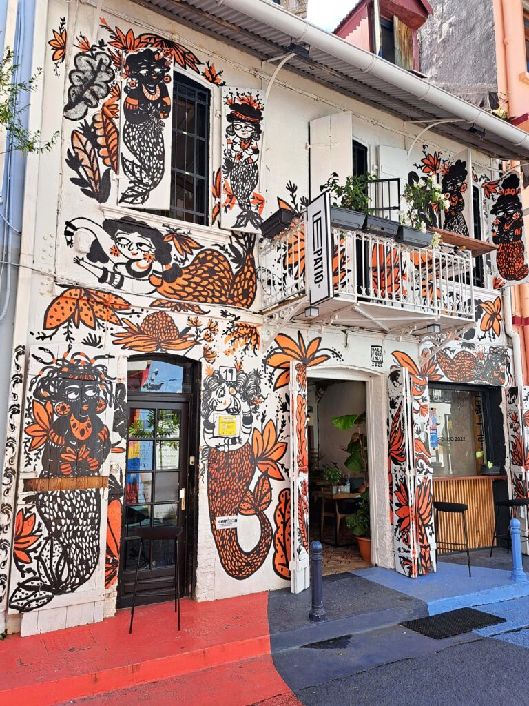 Streetart auf der französischen Karibikinsel Martinique - eine Fotodokumentation 2 Streetart Schwarz rot