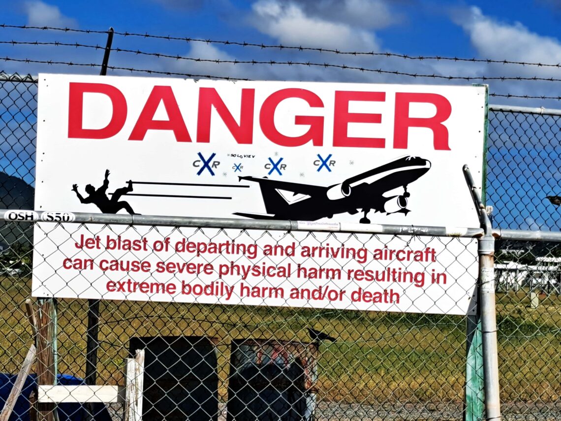Maho - Beach - der Karibikstrand an der Flugzeuglandebahn 1 Beitragsbild 2