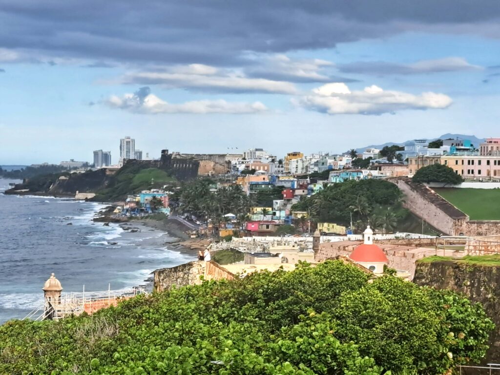 Impressionen von San Juan - Hauptstadt von Puerto Rico 19 Blick Kueste mit La Perla