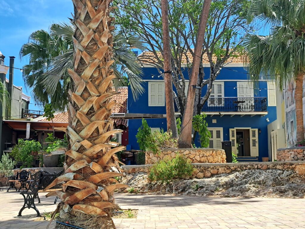 Hulanda Village Blaues Haus