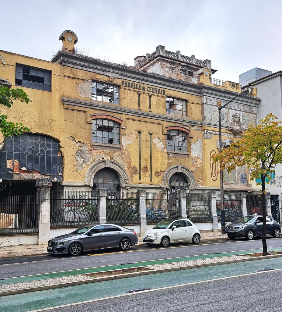 Lissabon - eine alternde Dame 3 alte Fabrik