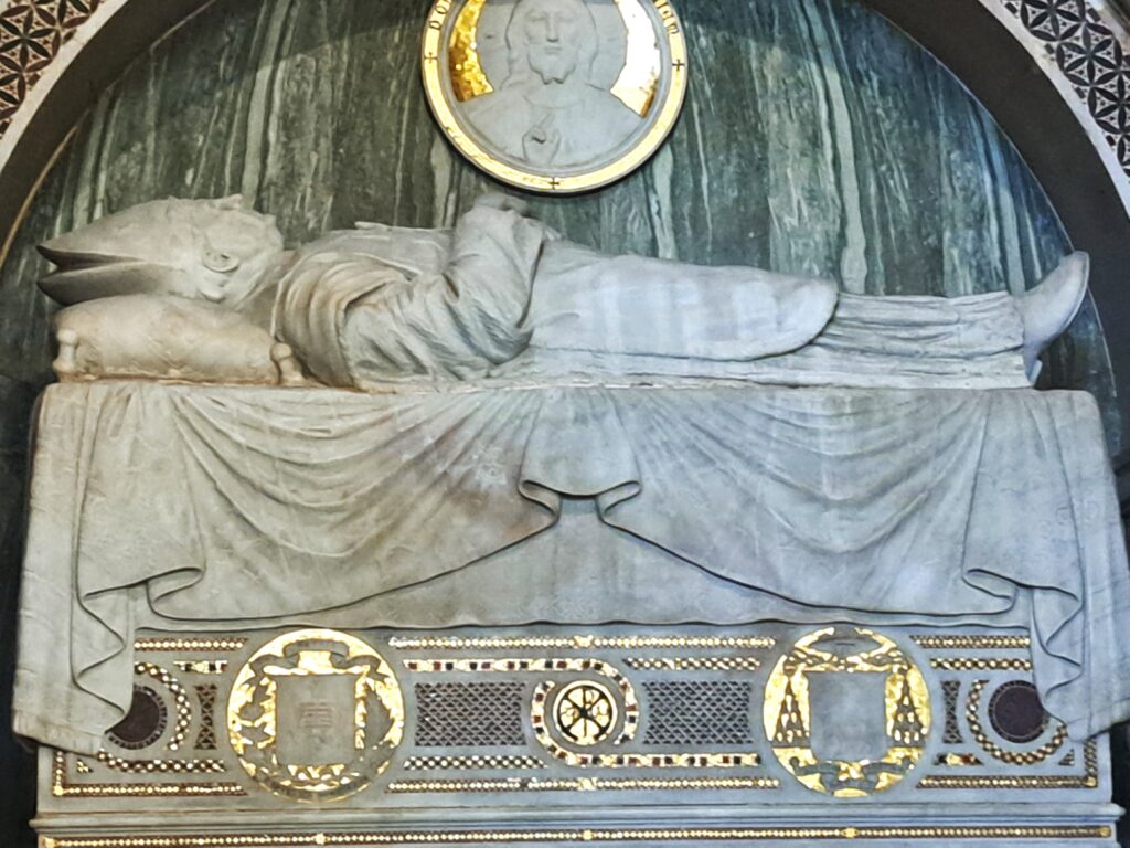 Dominikanische Republik - Basilika von Santo Domingo 15 Bischofsgrab