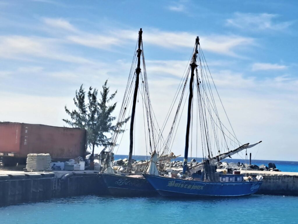 Segelrevier Bahamas - Paradies für Segler - Ein Erfahrungsbericht - Teil 1: Süd - Bahamas 2 Hafen von Matthew Town