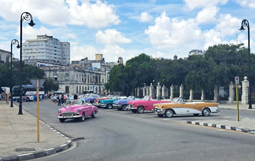 Die berühmten Oldtimer von Havanna - eine Bilddokummentation 10 10 Oldtimer
