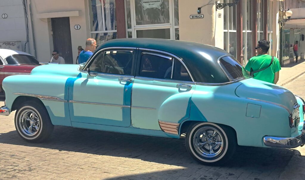 Die berühmten Oldtimer von Havanna - eine Bilddokummentation 20 30 Oldtimer