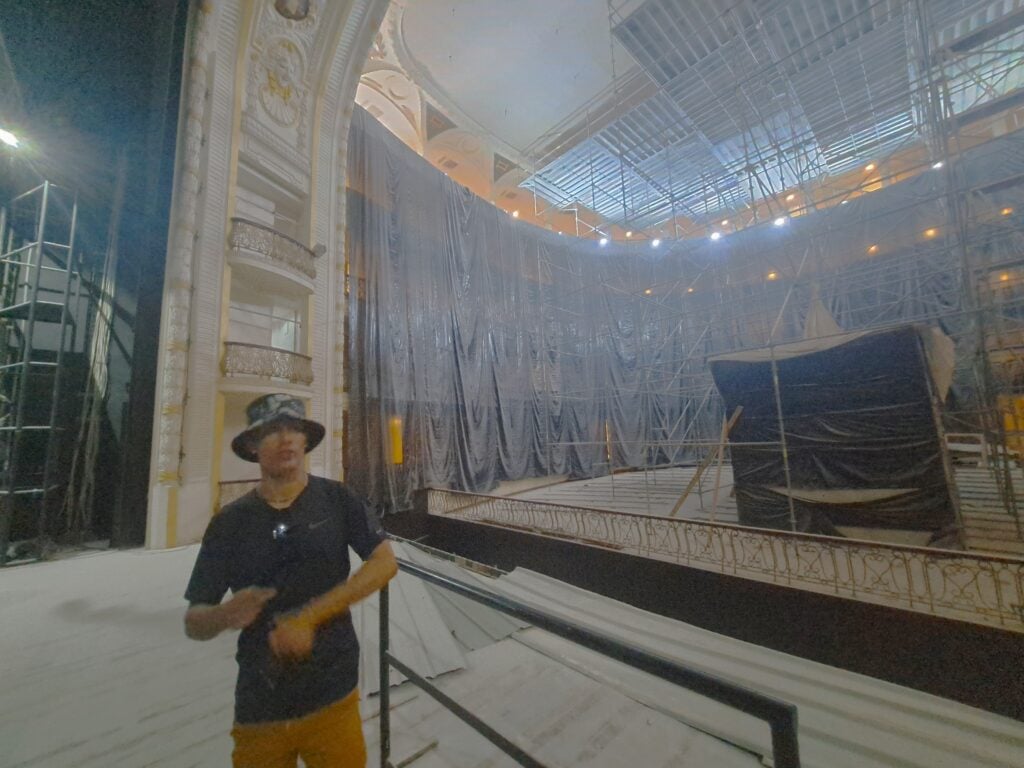 Havanna: Gran Teatro de la Habana Alicia Alonso 22 40 Buehne Teatro Nacional Alicia Alonso