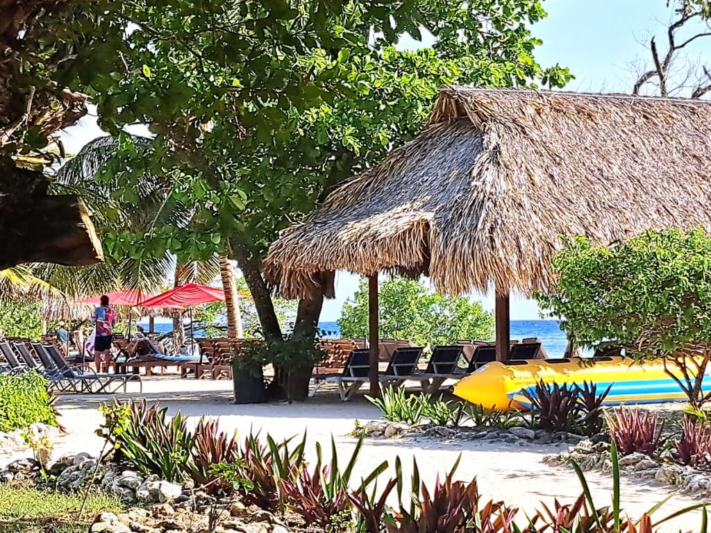 Roatan: 3. Besuch von "Bradys Cay" - Bay Islands Honduras 5 BC 9