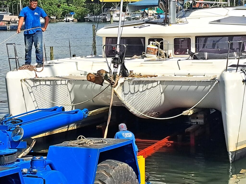 Bilddokumentation: Joline kommt aus dem Wasser - Guatemala 19 Joline 18