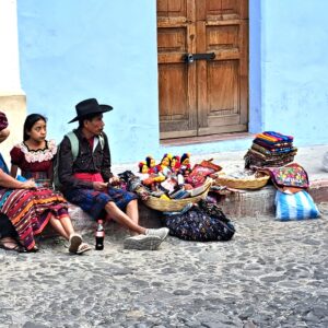 Klassische Touristenroute durch Guatemala: Guatemala-Stadt - Antigua - Atitlan-See - Semuc Champey - Flores/Tikal - Rio Dulce