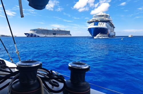 Kreuzfahrtschiffe und Joline