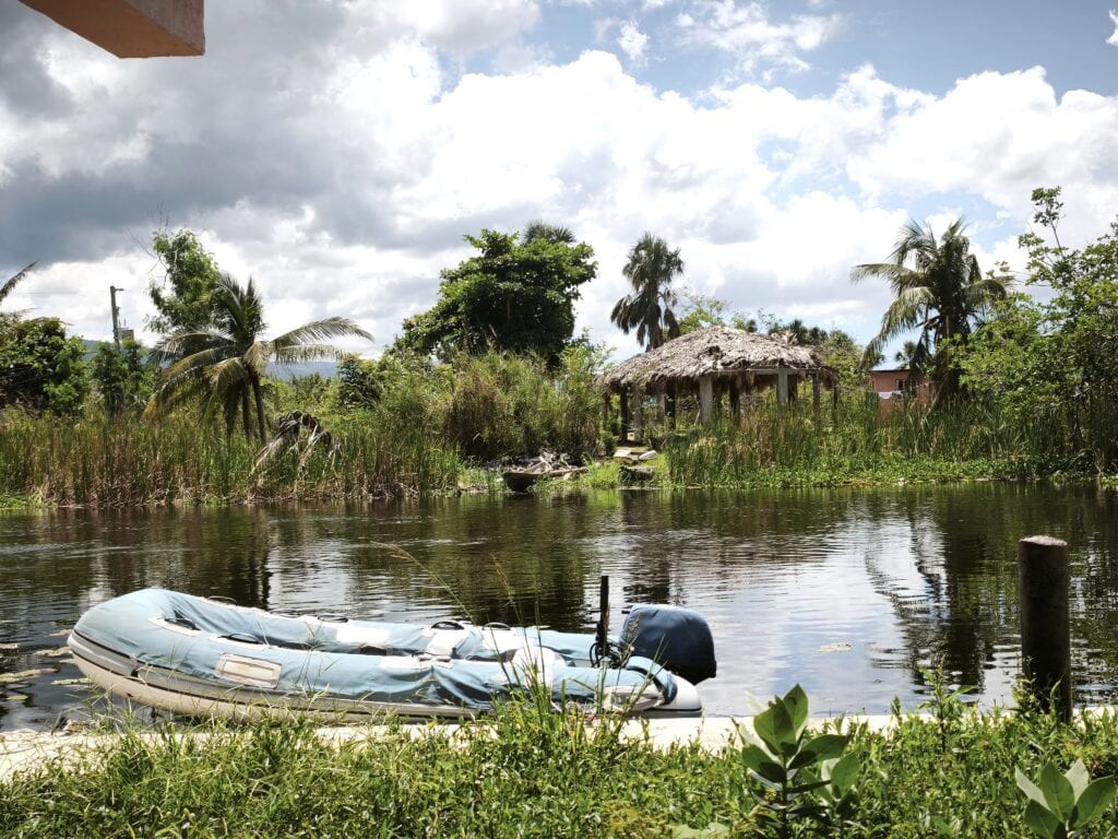 Black River 11 Soeckchen an Lous Cafe 1