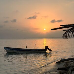 Der Abendhimmel über Panama und den San Blas Inseln oder: Wenn die Sonne ins Meer fällt