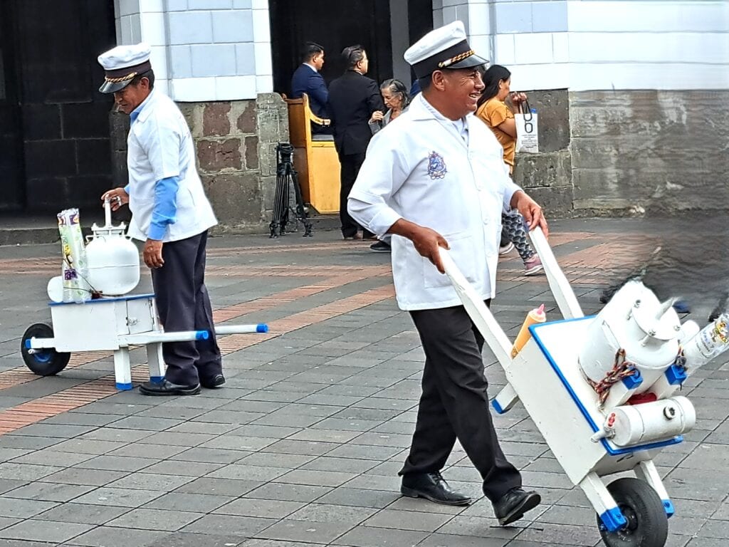 11 Menschen Ecuador