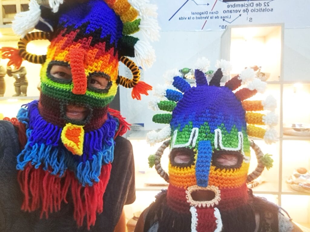 14 Menschen Ecuador