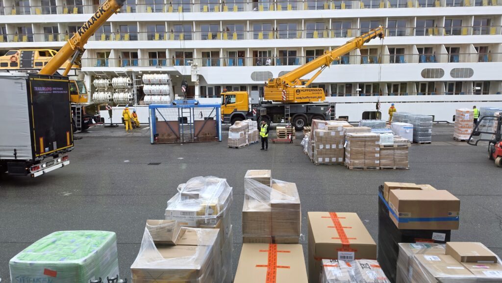 AIDA wird beladen